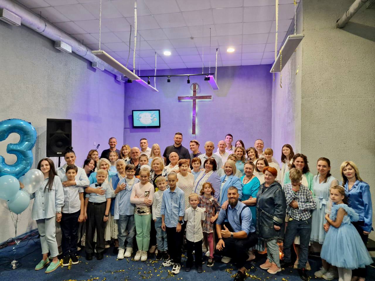 3 года церкви